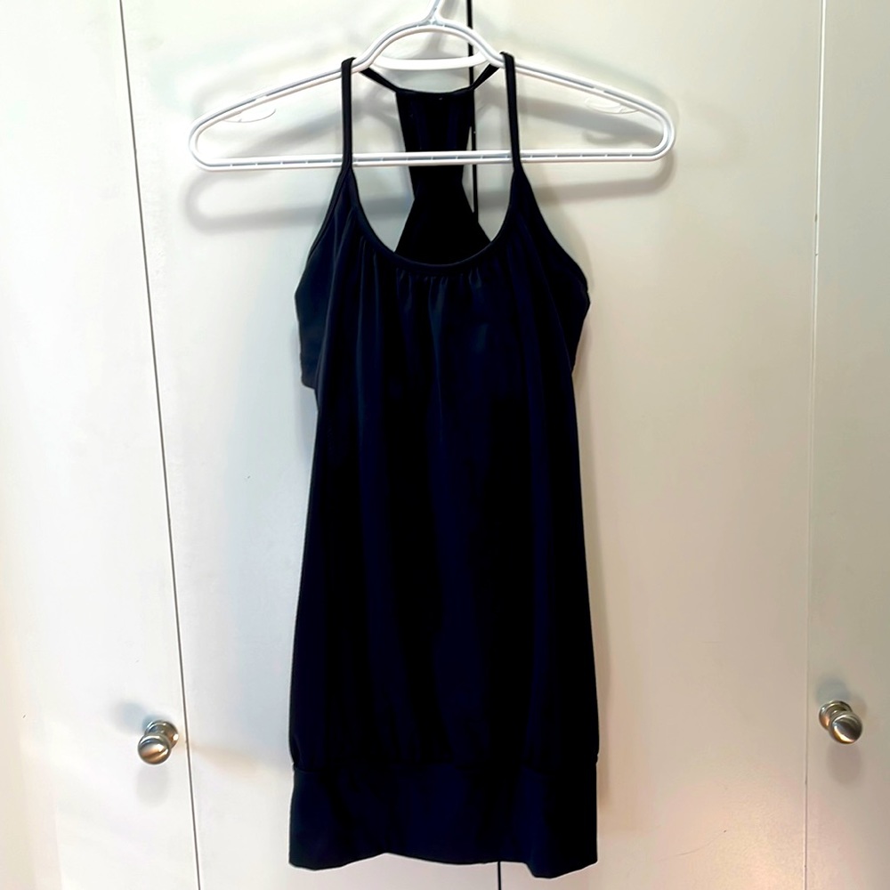 Lululemon No Limits Tank Black Size 6